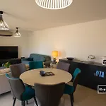 Riboleys Klimatisiertes T3 100 M Vom Apartment Vias