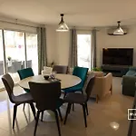 Riboleys Klimatisiertes T3 100 M Vom Apartment Vias