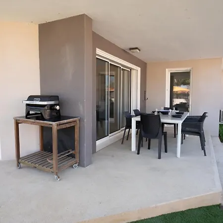 Grand T3 Neuf Climatise Avec Wifi A 100m De La Apartment Vias